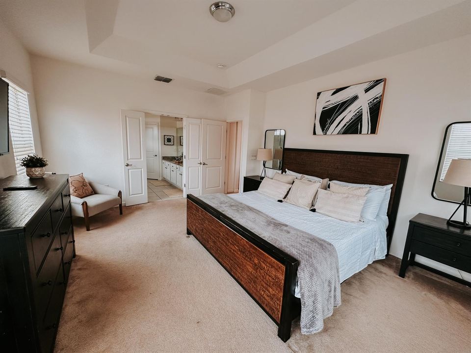 Master bed 1 sec floor