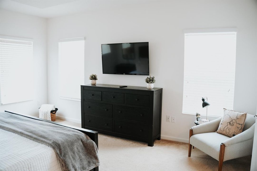 Master bed 1 sec floor
