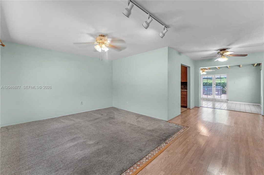 В аренду: $3,500 (4 спален, 3 ванн, 1461 Квадратных фут)