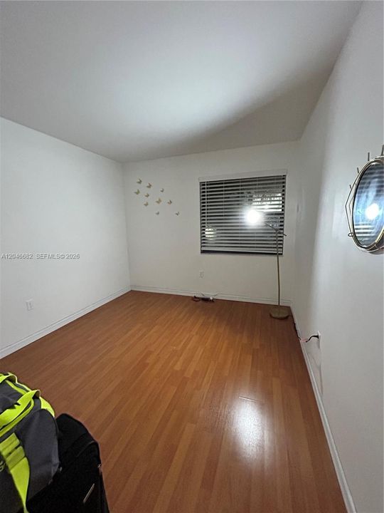 En Renta: $2,400 (2 camas, 2 baños, 1000 Pies cuadrados)