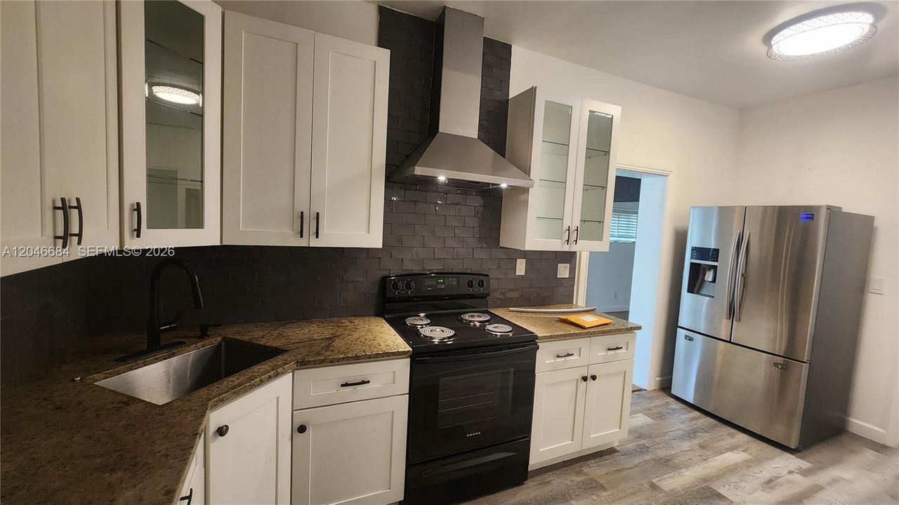 На продажу: $499,000 (3 спален, 2 ванн, 1514 Квадратных фут)