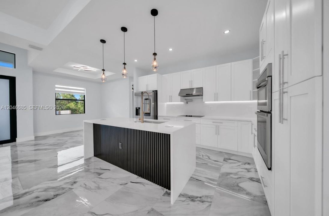 En Venta: $369,900 (3 camas, 2 baños, 0 Pies cuadrados)