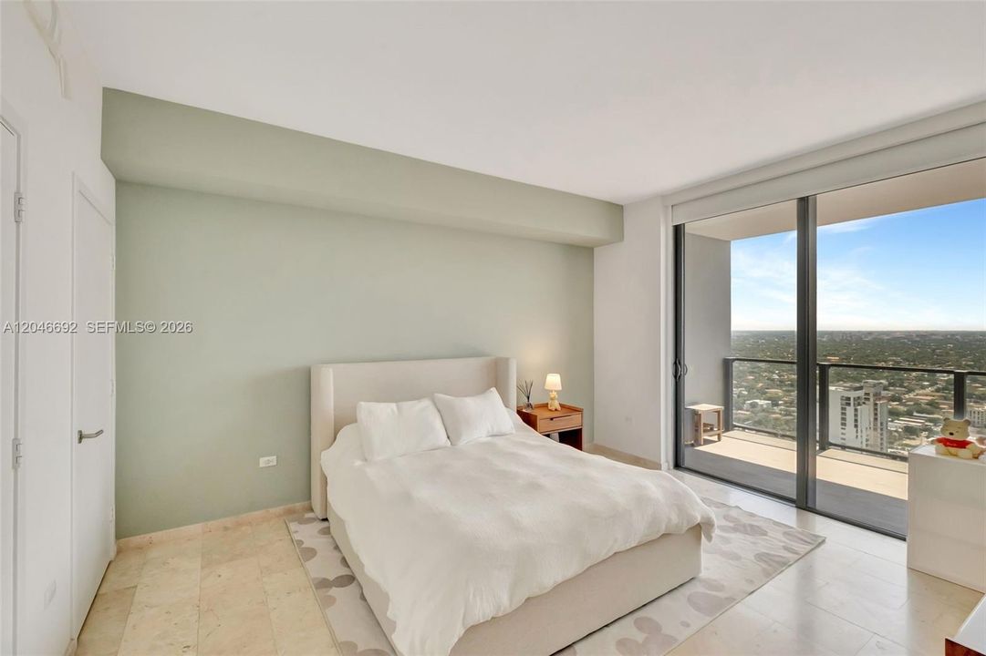 For Sale: $1,199,000 (2 beds, 2 baths, 1407 Square Feet)