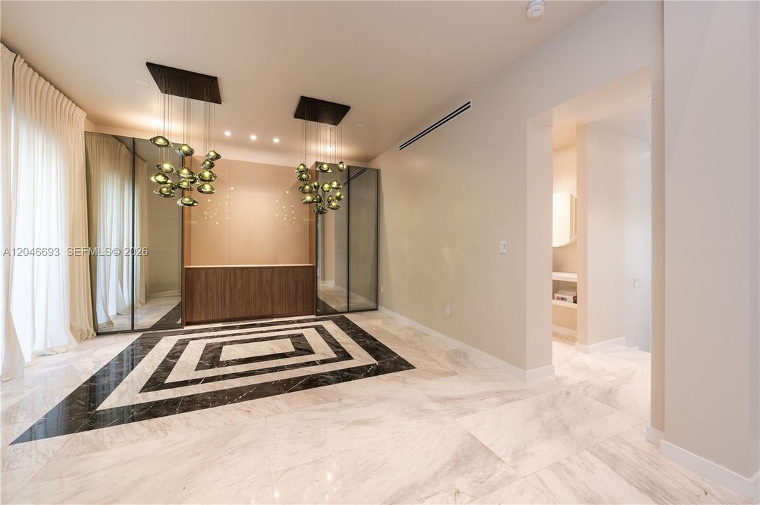 En Venta: $6,350,000 (7 camas, 7 baños, 6353 Pies cuadrados)