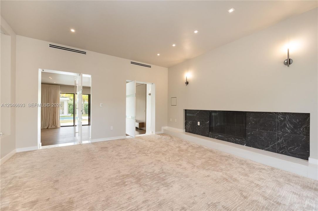 En Venta: $6,350,000 (7 camas, 7 baños, 6353 Pies cuadrados)