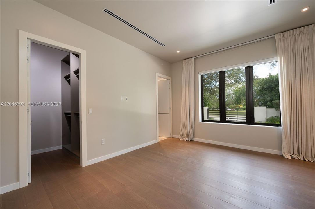 En Venta: $6,350,000 (7 camas, 7 baños, 6353 Pies cuadrados)