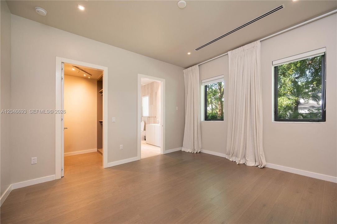 En Venta: $6,350,000 (7 camas, 7 baños, 6353 Pies cuadrados)
