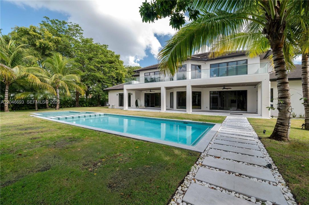 En Venta: $6,350,000 (7 camas, 7 baños, 6353 Pies cuadrados)