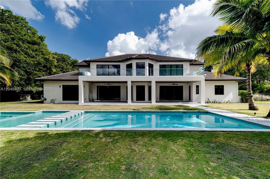 En Venta: $6,350,000 (7 camas, 7 baños, 6353 Pies cuadrados)
