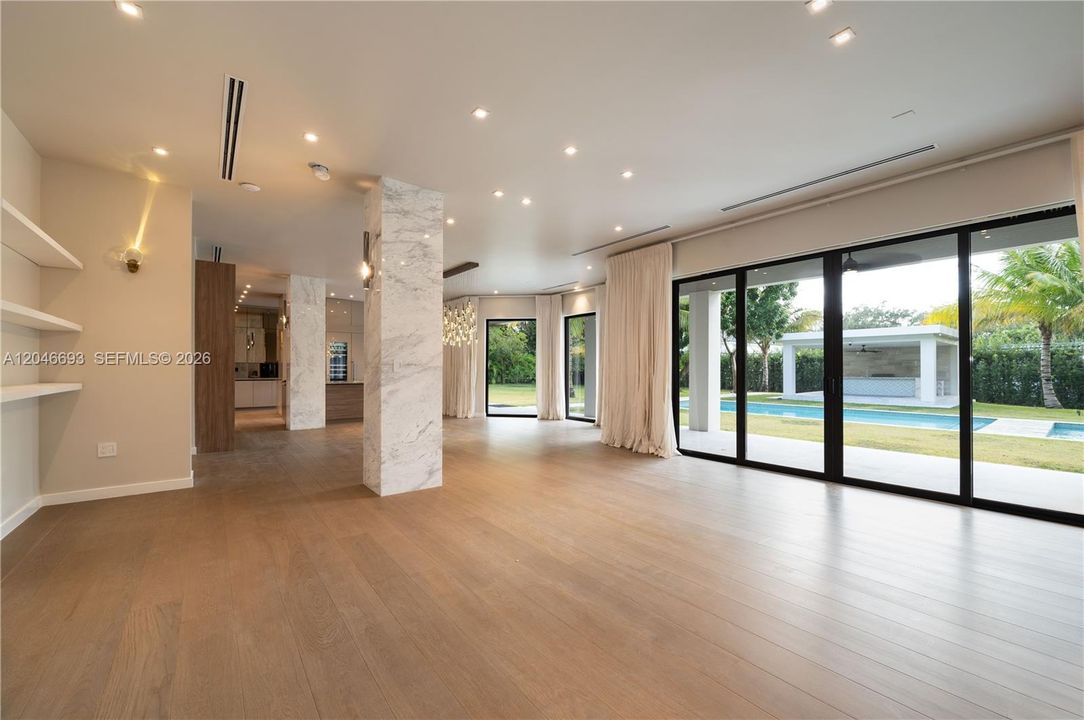 En Venta: $6,350,000 (7 camas, 7 baños, 6353 Pies cuadrados)