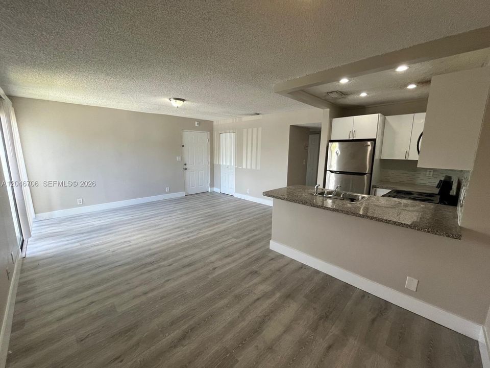 En Renta: $1,850 (2 camas, 2 baños, 800 Pies cuadrados)