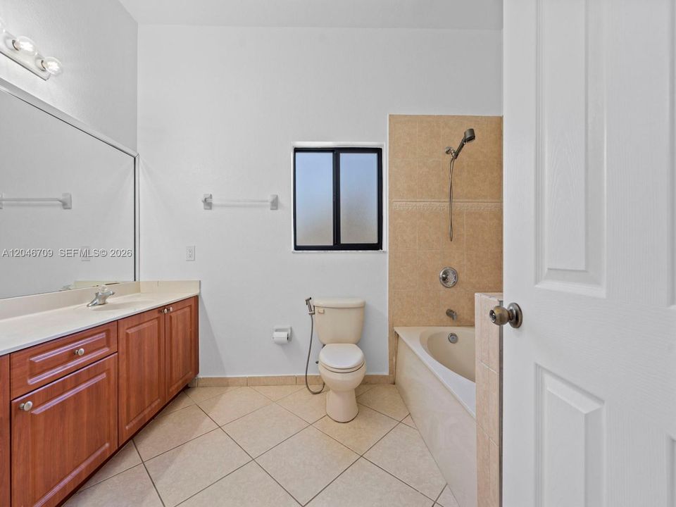 For Sale: $895,000 (4 beds, 3 baths, 2106 Square Feet)