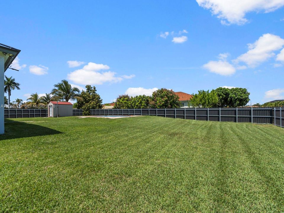 For Sale: $895,000 (4 beds, 3 baths, 2106 Square Feet)