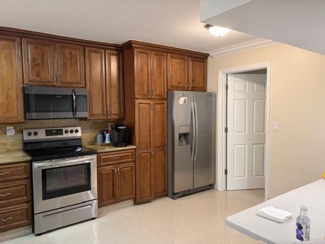 the kitchen 2