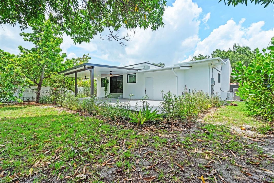 For Rent: $5,000 (3 beds, 3 baths, 1498 Square Feet)