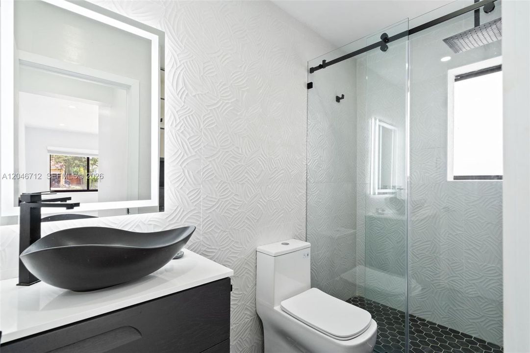 For Rent: $5,000 (3 beds, 3 baths, 1498 Square Feet)