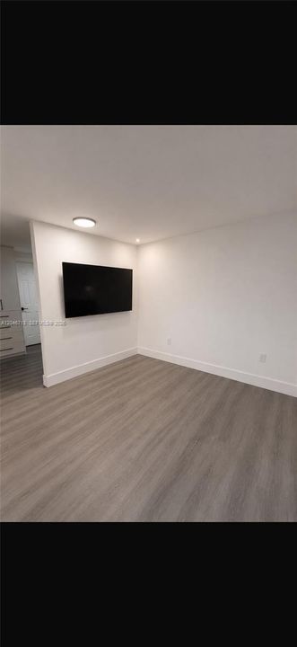 For Rent: $1,500 (1 beds, 1 baths, 1678 Square Feet)