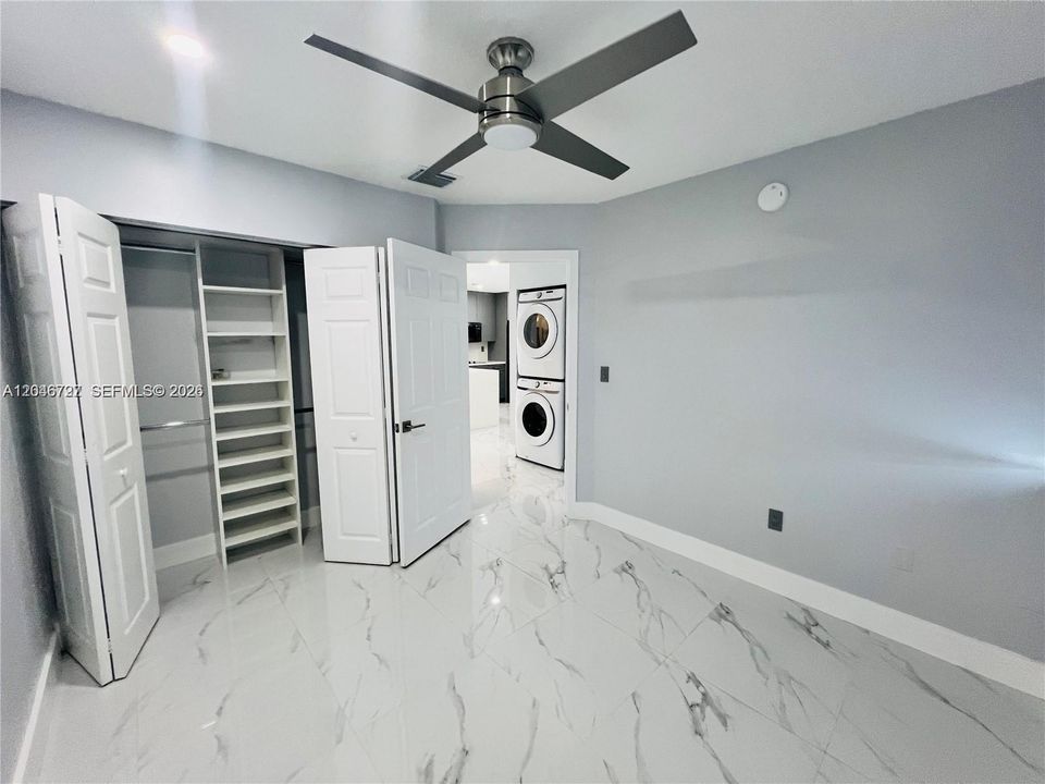 В аренду: $2,850 (3 спален, 2 ванн, 1090 Квадратных фут)