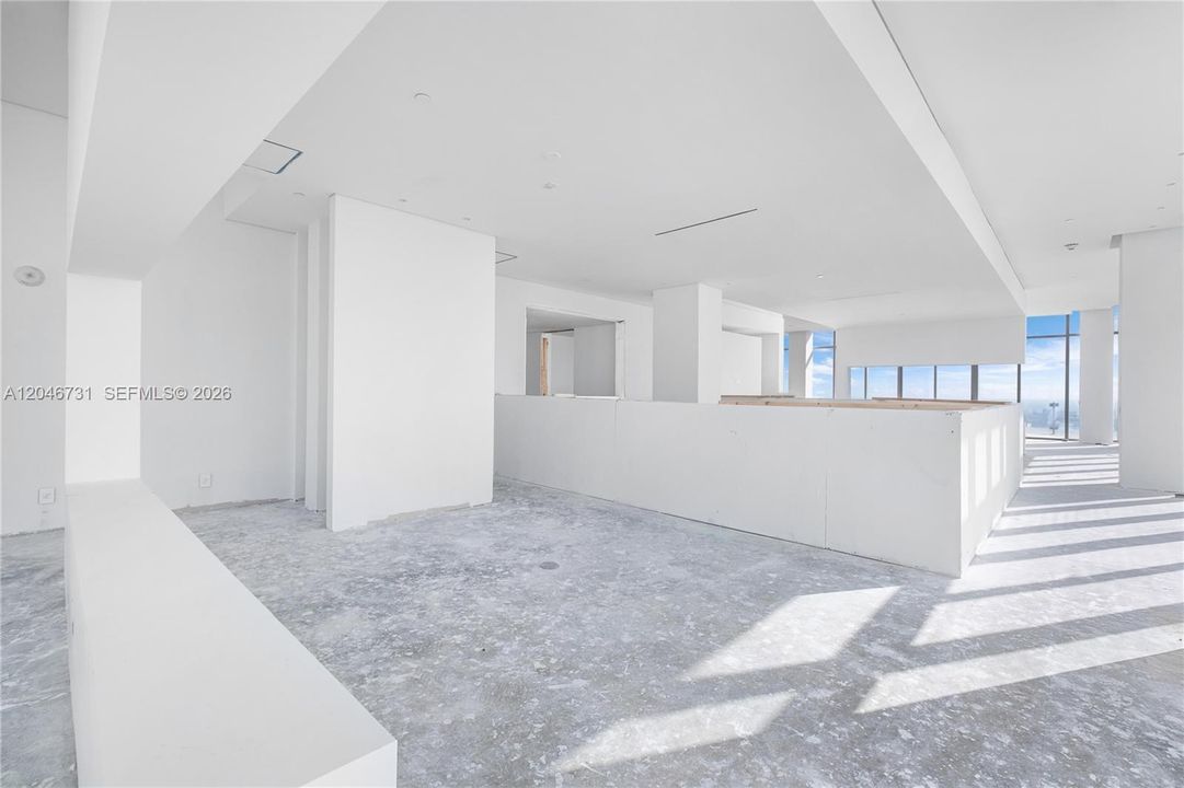 For Sale: $7,000,000 (5 beds, 7 baths, 6834 Square Feet)