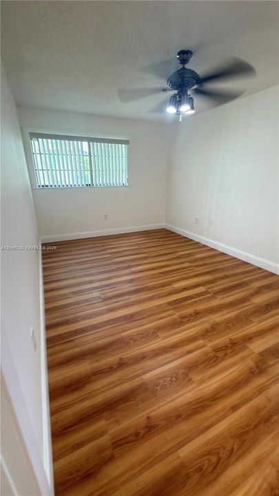 For Rent: $2,400 (2 beds, 2 baths, 917 Square Feet)