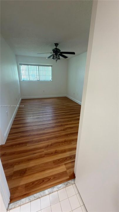 For Rent: $2,400 (2 beds, 2 baths, 917 Square Feet)