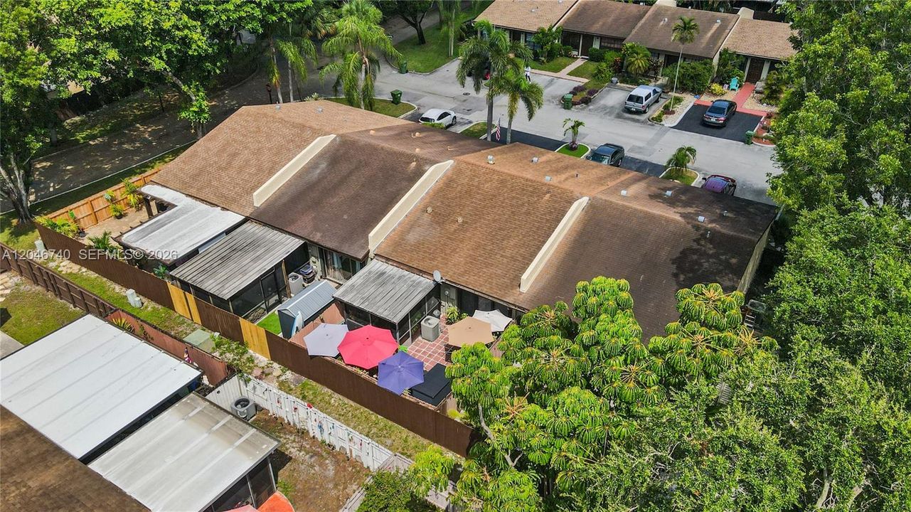 На продажу: $459,000 (2 спален, 2 ванн, 1196 Квадратных фут)