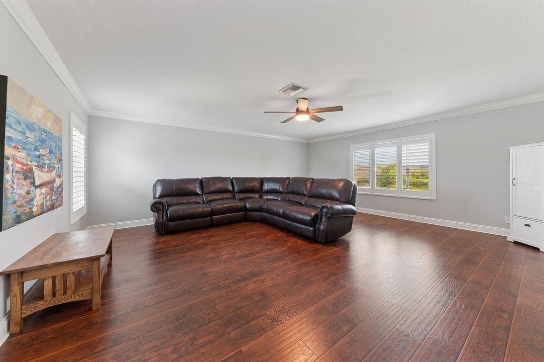 Upstairs Den/4th Bedroom