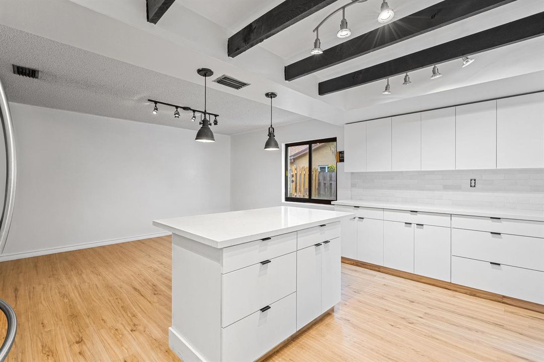 28-web-or-mls-28