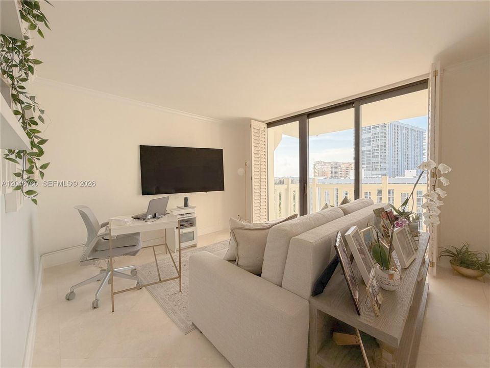 For Rent: $14,000 (3 beds, 3 baths, 2228 Square Feet)