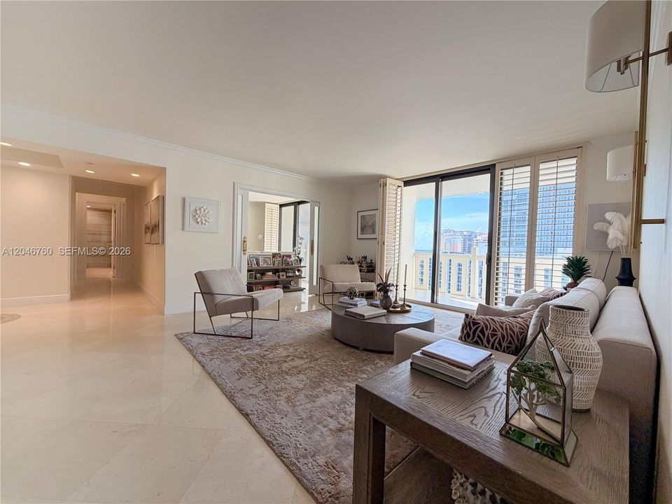 For Rent: $14,000 (3 beds, 3 baths, 2228 Square Feet)