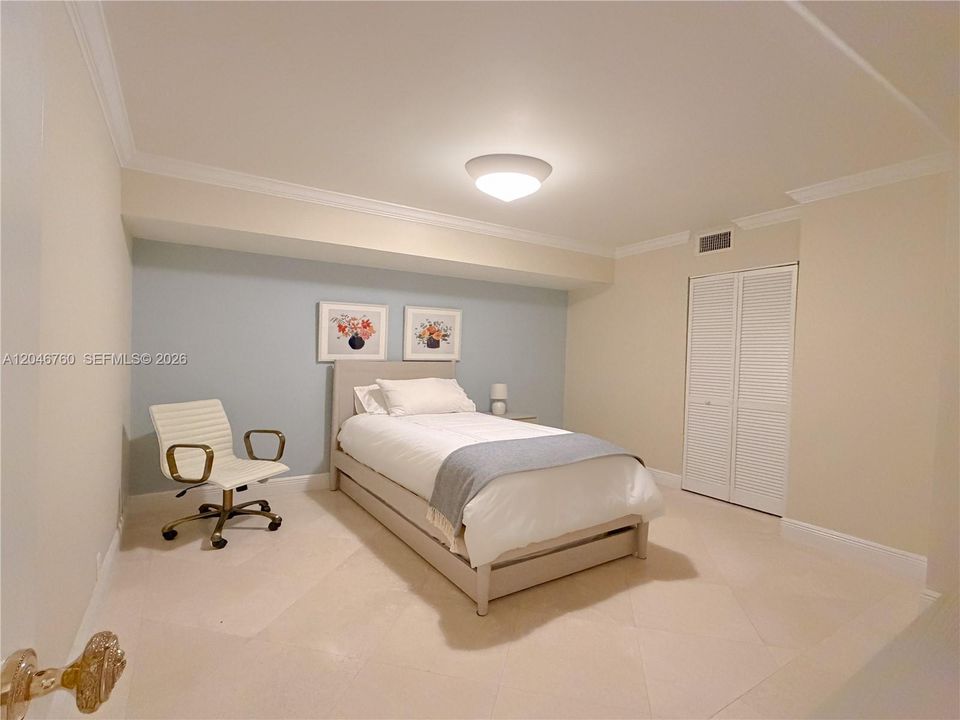 For Rent: $14,000 (3 beds, 3 baths, 2228 Square Feet)