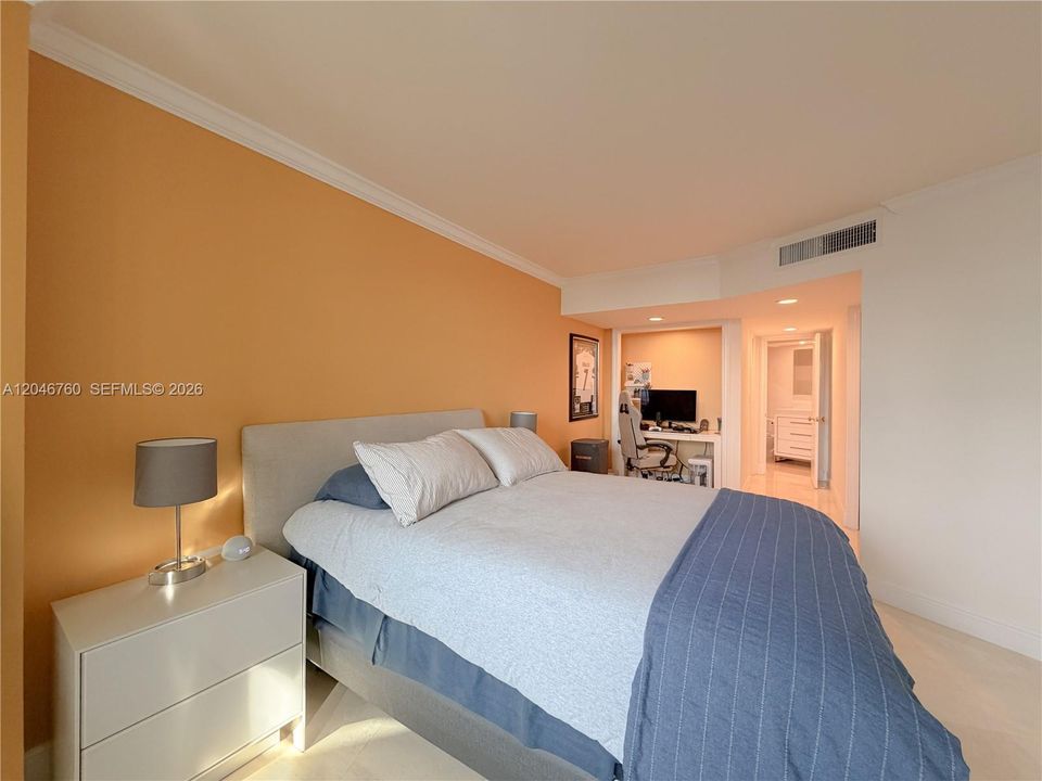 For Rent: $14,000 (3 beds, 3 baths, 2228 Square Feet)