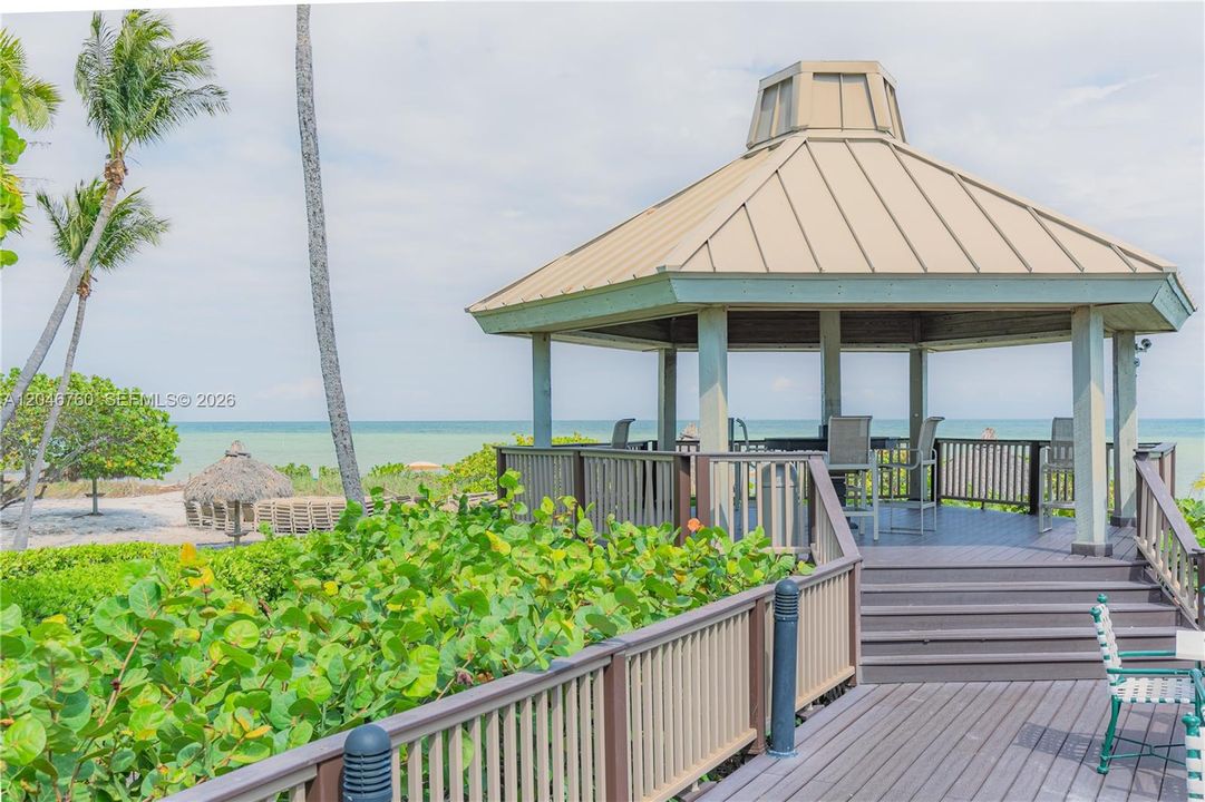 For Rent: $14,000 (3 beds, 3 baths, 2228 Square Feet)
