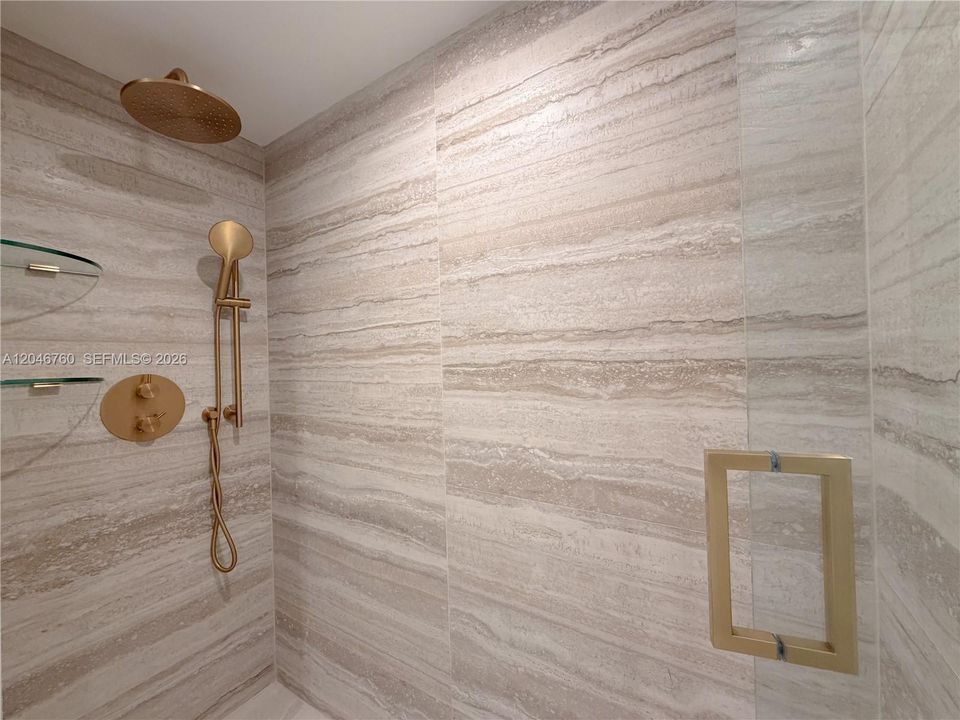 For Rent: $14,000 (3 beds, 3 baths, 2228 Square Feet)