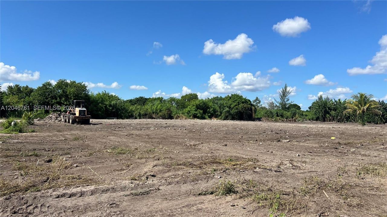 На продажу: $749,900 (5.00 acres)