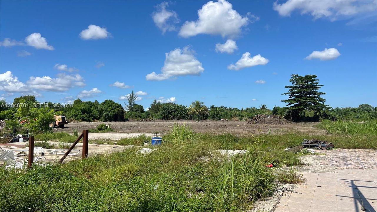 На продажу: $749,900 (5.00 acres)