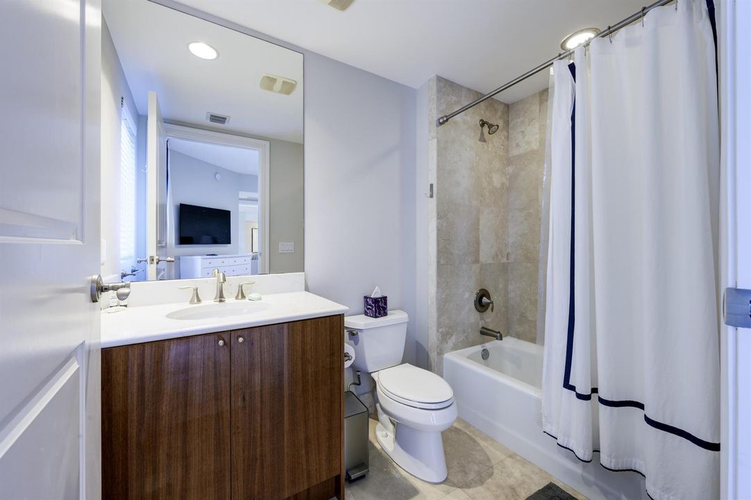 2700 N Ocean Drive Apt 306b-print-010-02