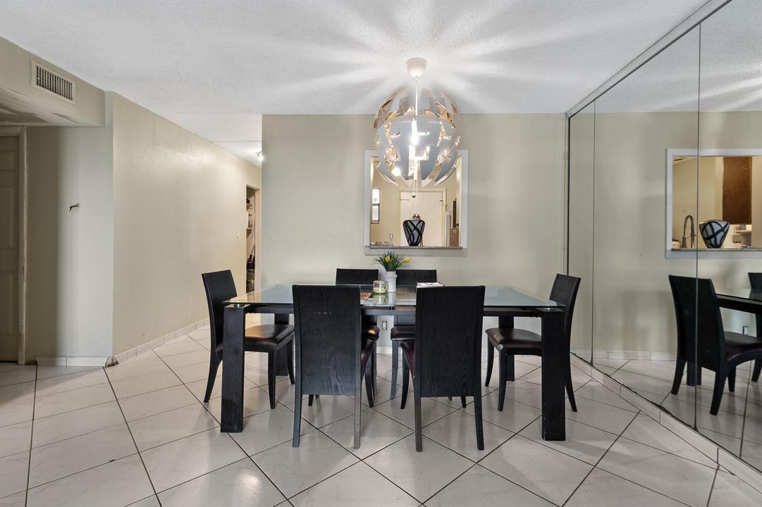 14_accutour_408-nw-68th-ave-apt-405 -005