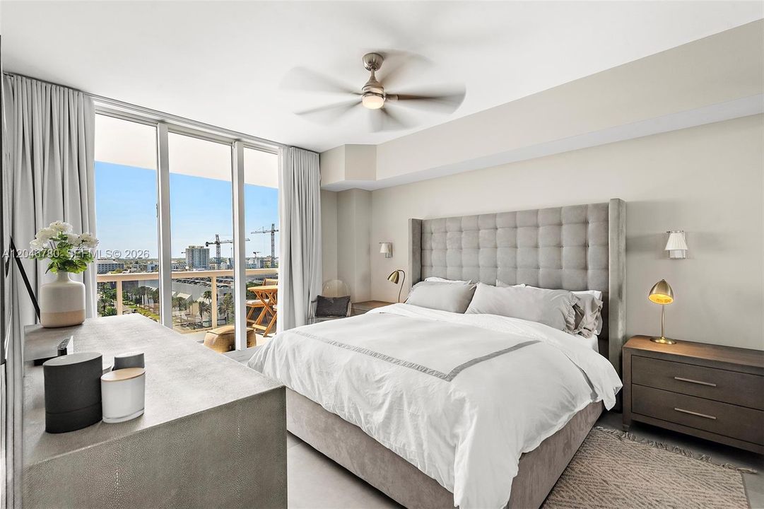 For Sale: $895,000 (2 beds, 2 baths, 1260 Square Feet)
