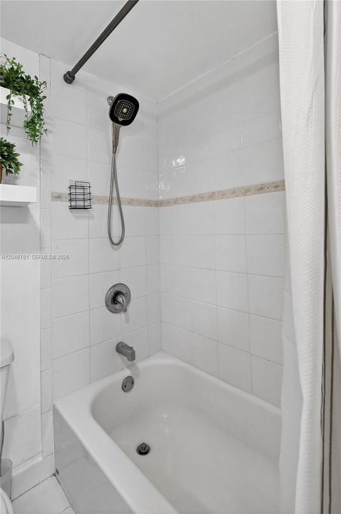 En Venta: $449,000 (2 camas, 2 baños, 1482 Pies cuadrados)