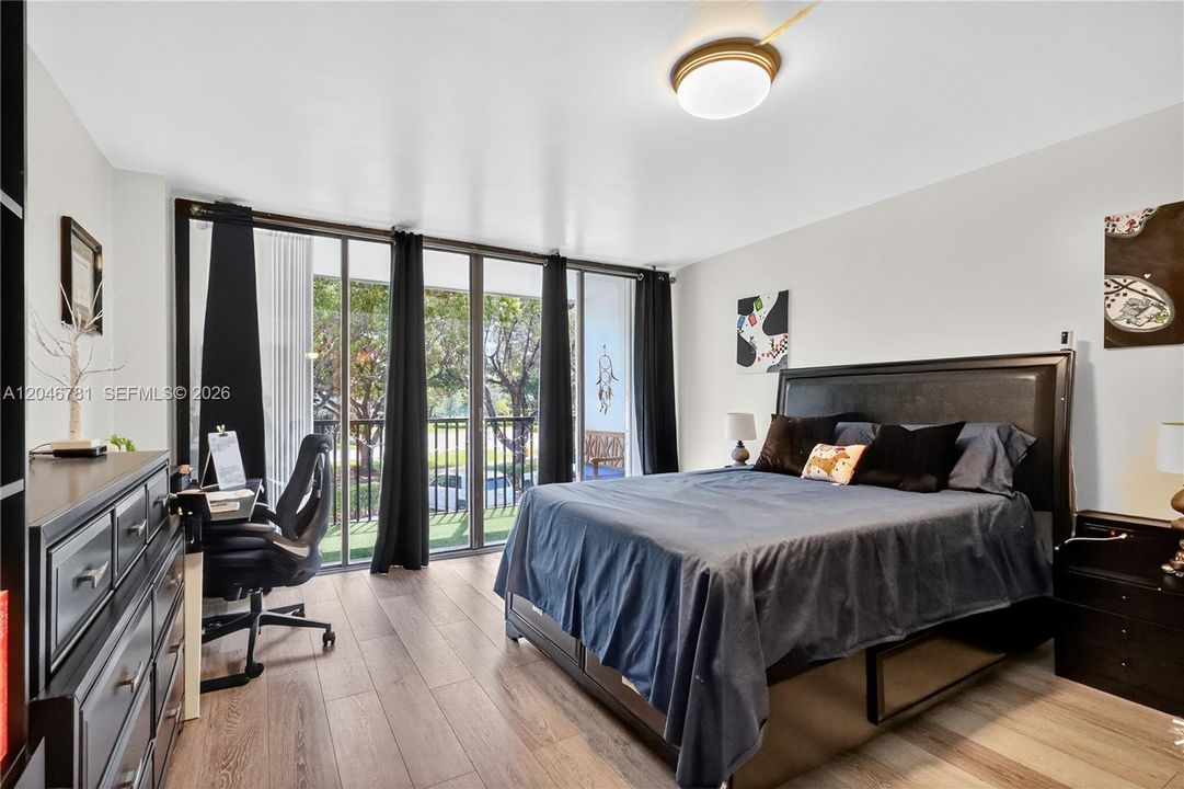 En Venta: $449,000 (2 camas, 2 baños, 1482 Pies cuadrados)
