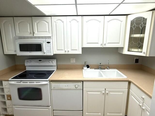 10040 Meridian Way #102 (Kitchen2)