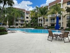 For Rent: $2,050 (1 beds, 1 baths, 670 Square Feet)