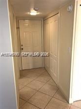 For Rent: $2,050 (1 beds, 1 baths, 670 Square Feet)