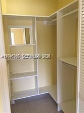 For Rent: $2,050 (1 beds, 1 baths, 670 Square Feet)