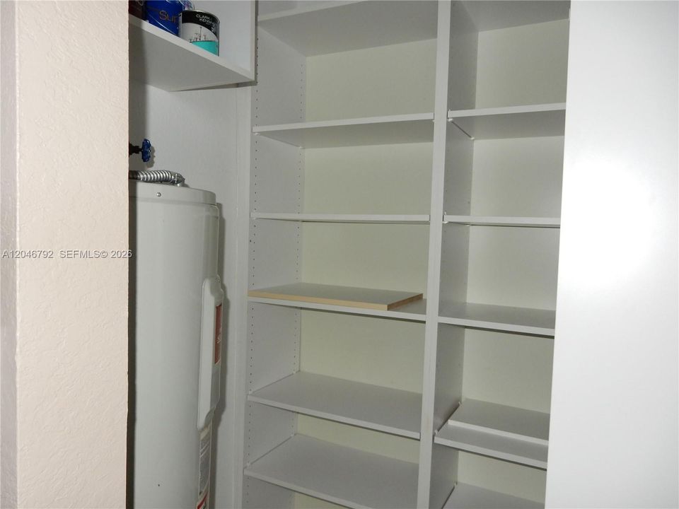 En Renta: $4,300 (4 camas, 2 baños, 2105 Pies cuadrados)