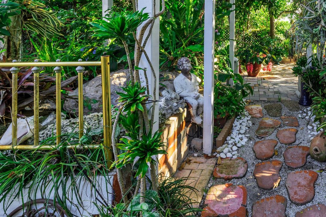 17 Backyard Views (3)
