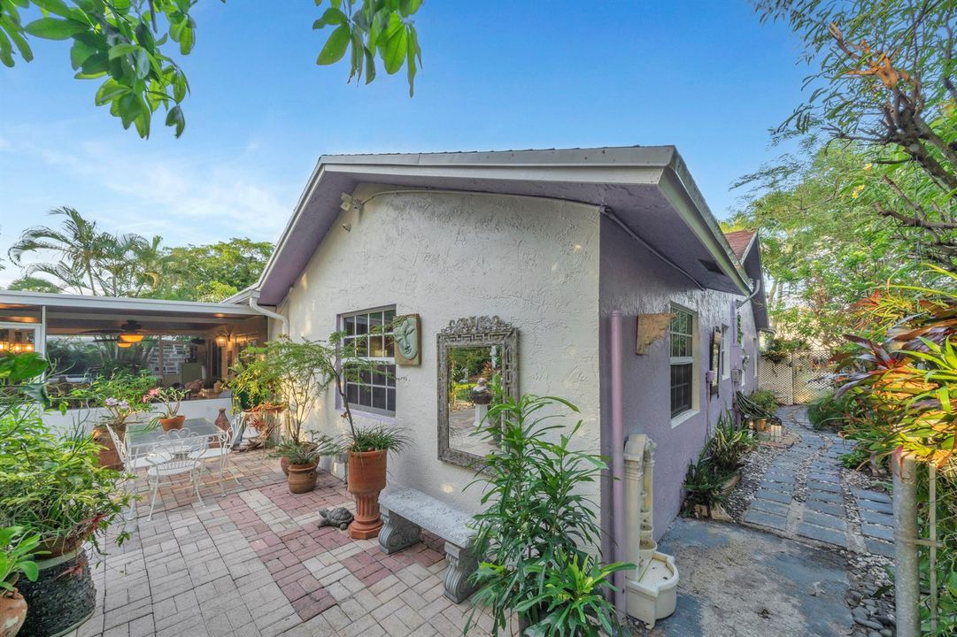 17 Backyard Views (22)
