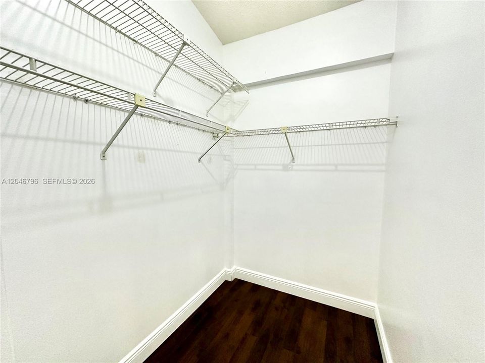 For Rent: $3,000 (3 beds, 2 baths, 1326 Square Feet)
