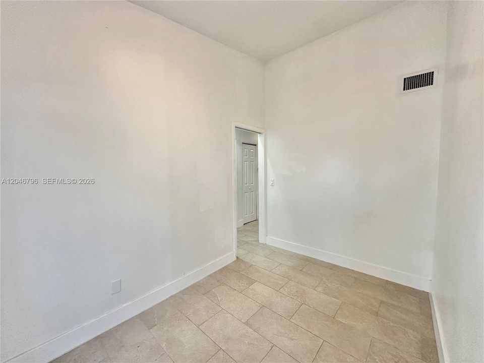 For Rent: $3,000 (3 beds, 2 baths, 1326 Square Feet)